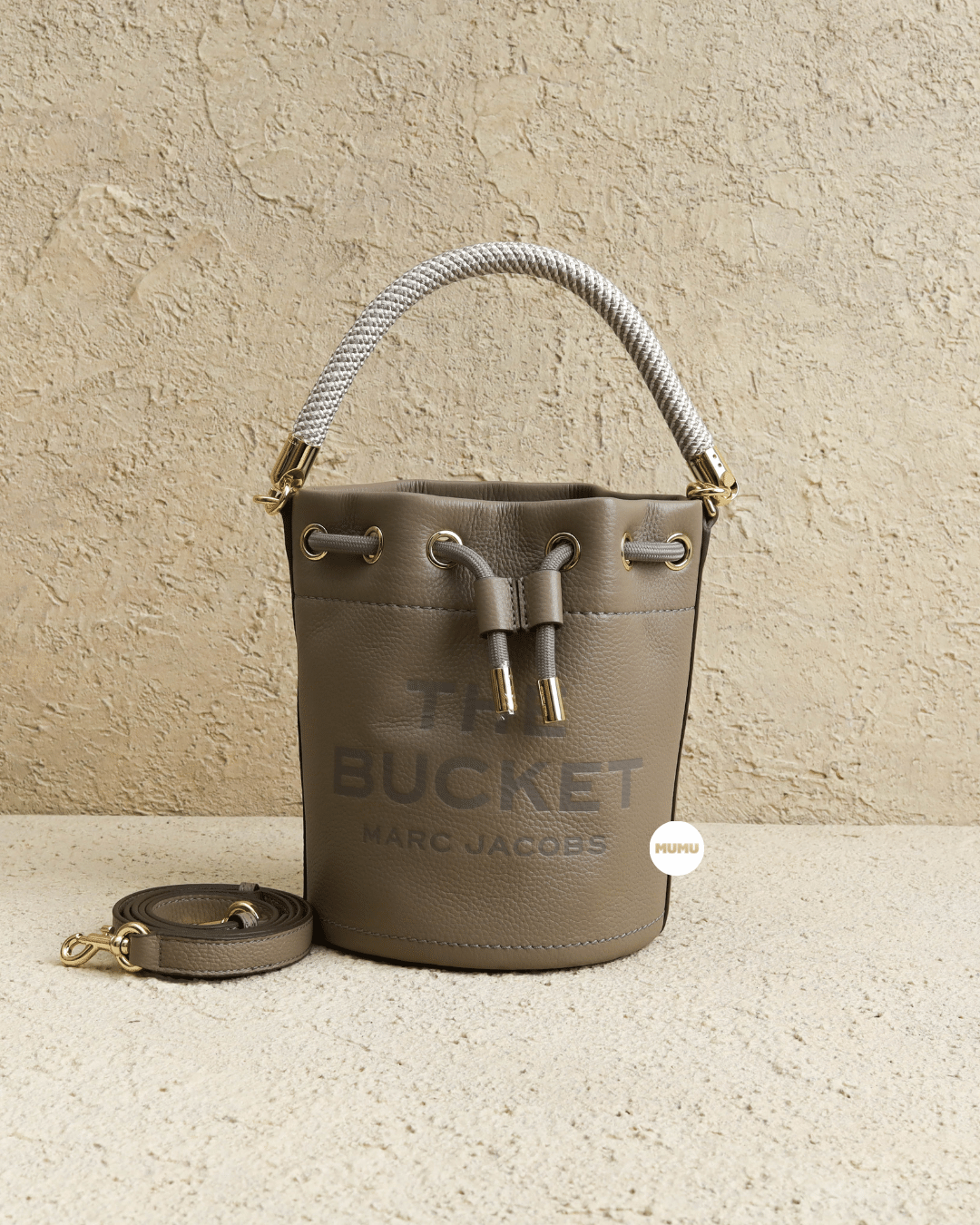 Marc Jacobs The Leather Bucket Bag Cement, Bucket Bag